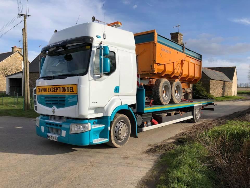 Remorquage engin de chantier